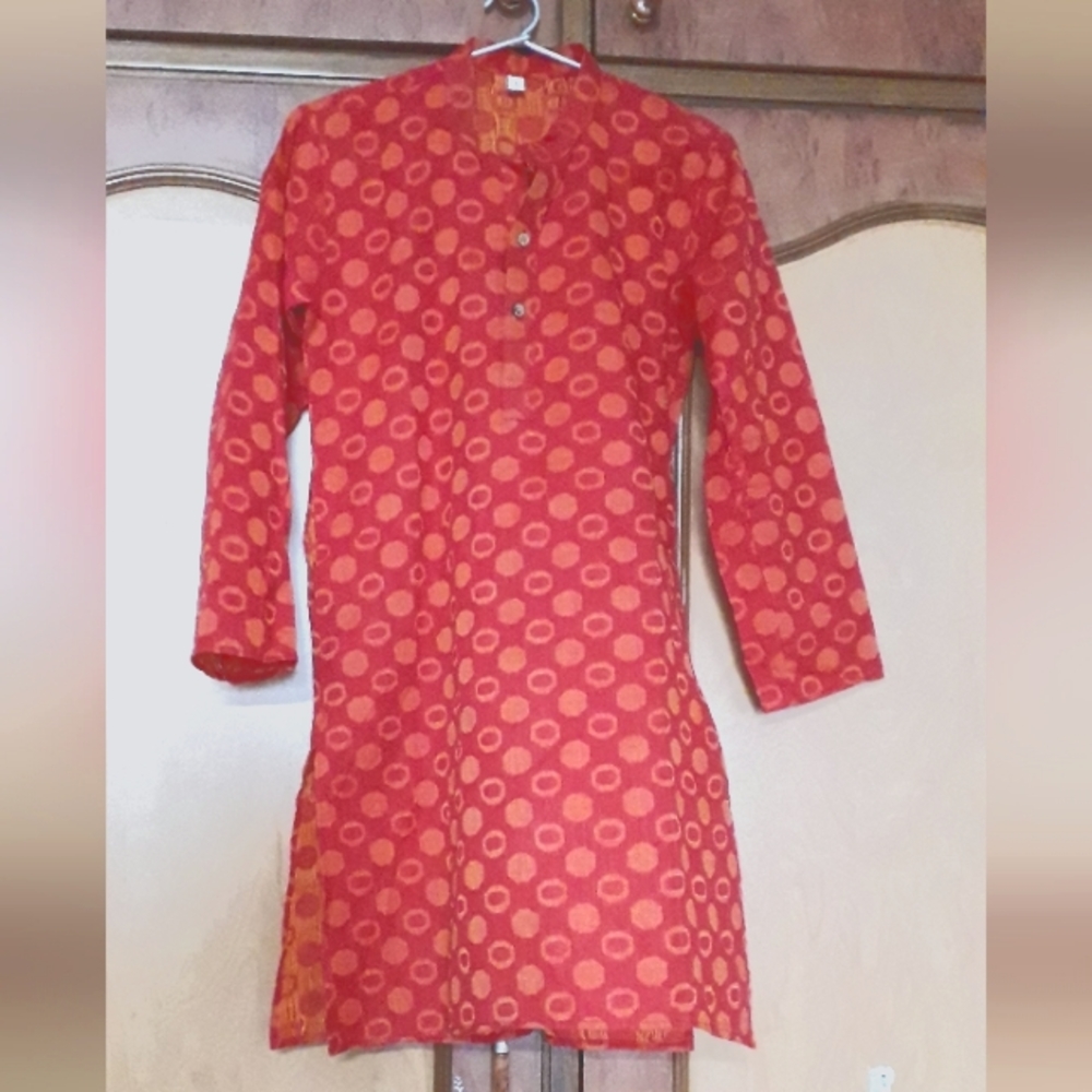 Kids festive kurta - Picture 1 of 3